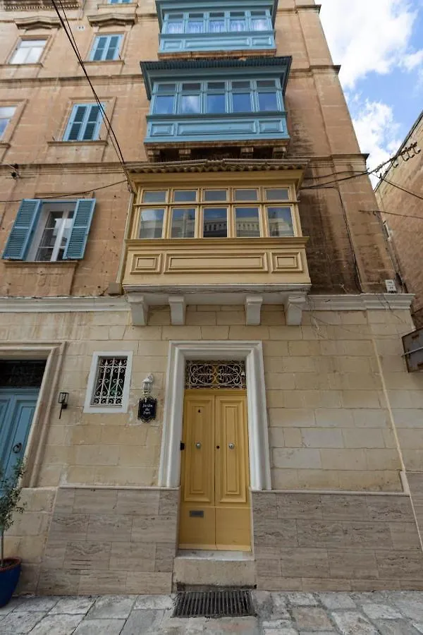 Jardin Du Port -Hosted By Sweetstay Il-Furjana Apartment